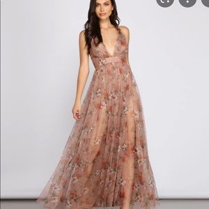 New with tags … DAISY PLEATED TULLE FORMAL DRESS
style# 05002-1524